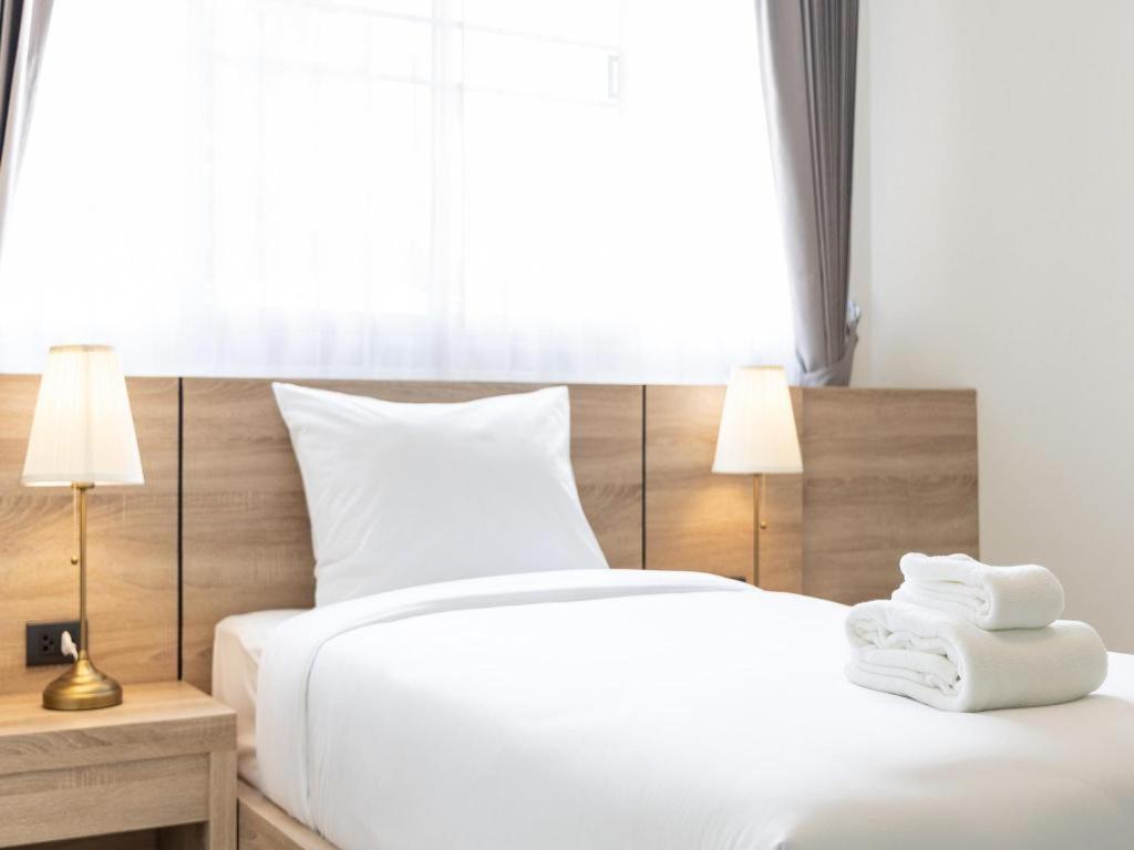 B2 Phitsanulok Boutique & Budget Hotel Exterior foto