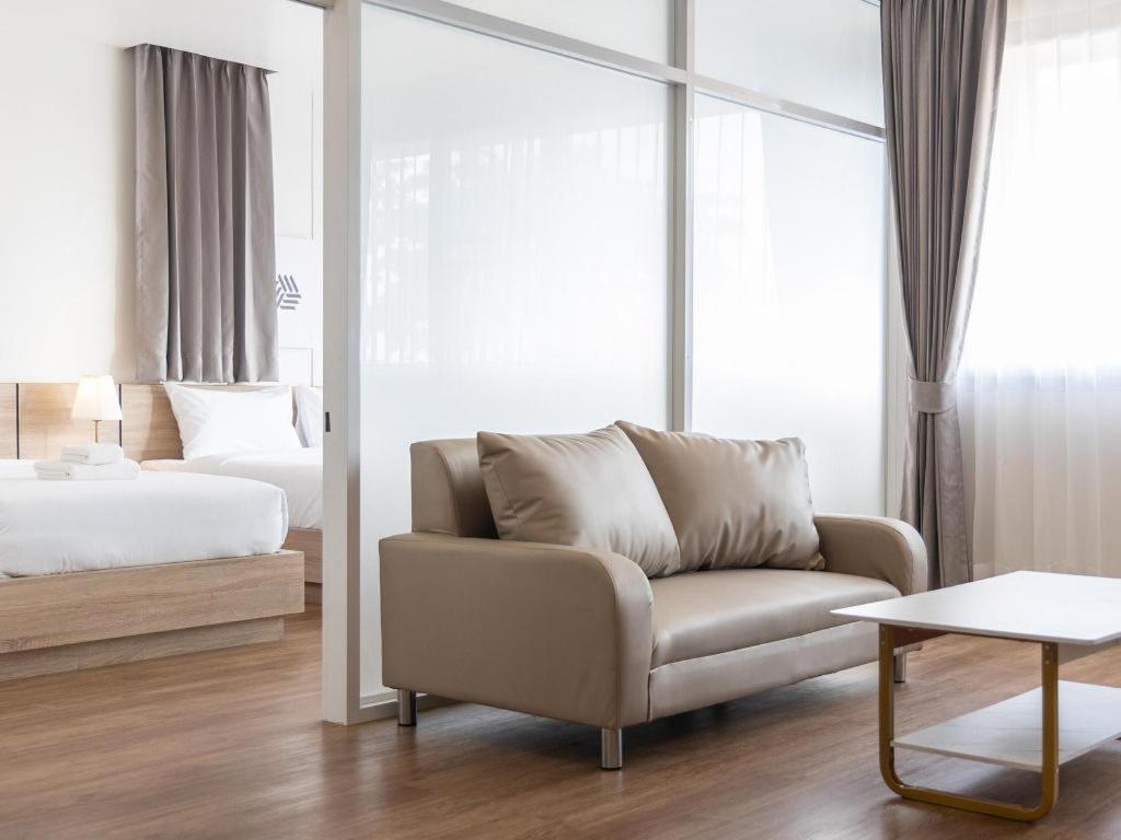 B2 Phitsanulok Boutique & Budget Hotel Exterior foto